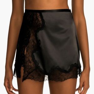 NWT Savage x Fenty original drop black satin skirt with lace trim